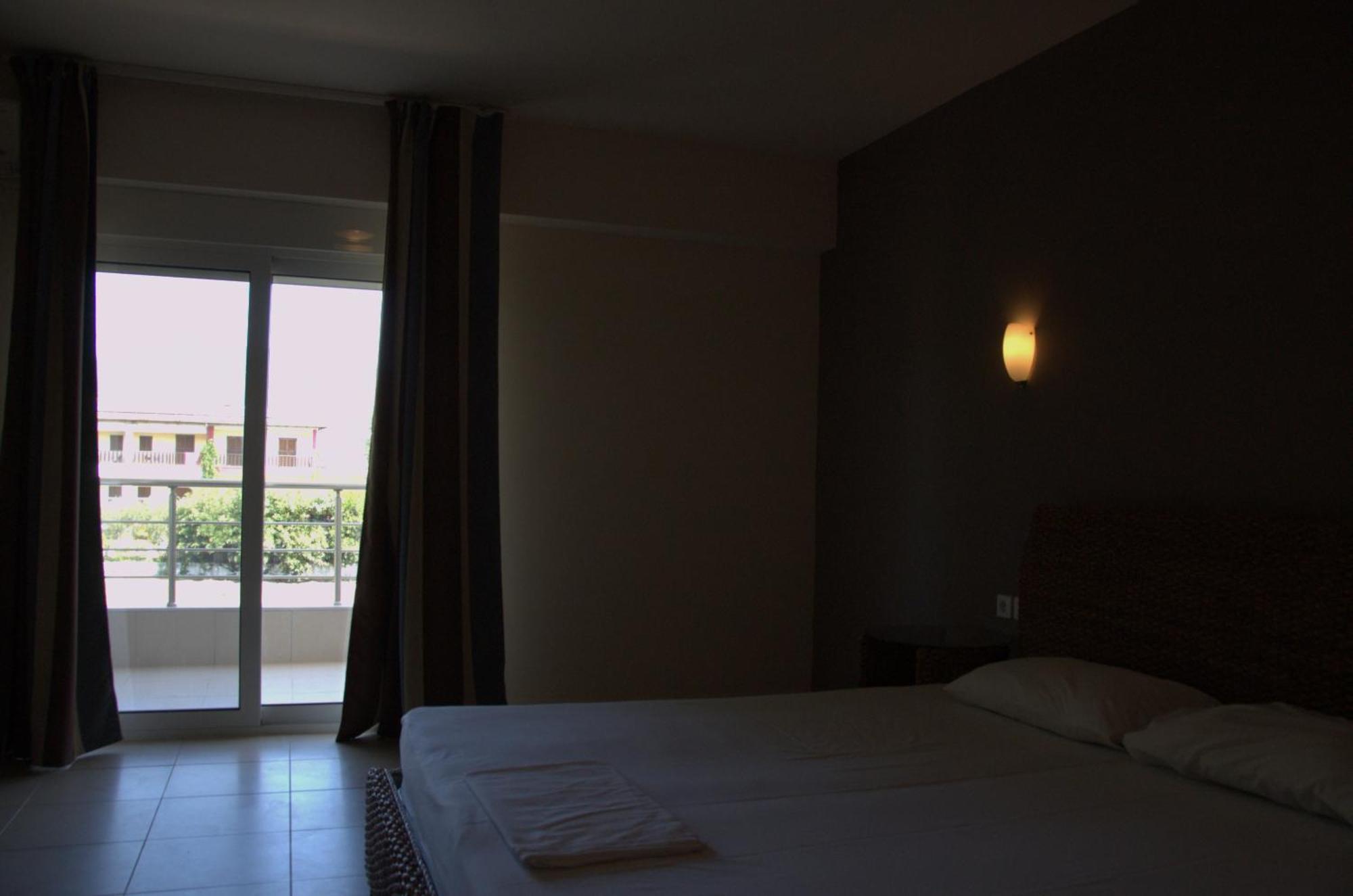 Hotel Sarti Beach Eksteriør billede
